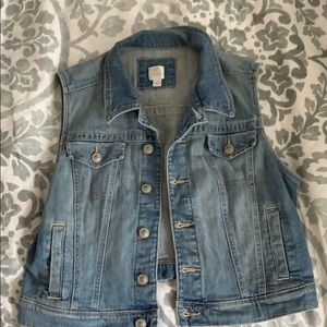 LC Sleeveless jean jacket